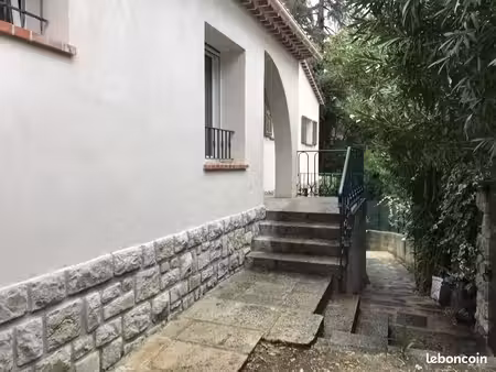 a louer appartement dans villa