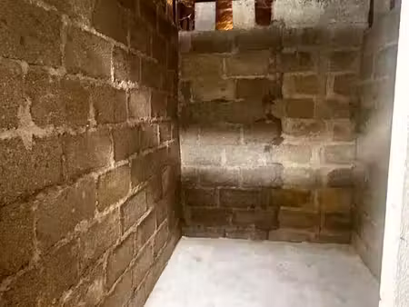 ◊ cave/local de stockage sécurisé - 8.90 m3