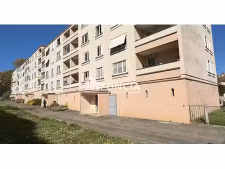 appartement traversant 4 pièces 70 m2