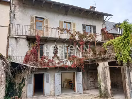 immeuble bort les orgues 8 pièce(s) 278 m2