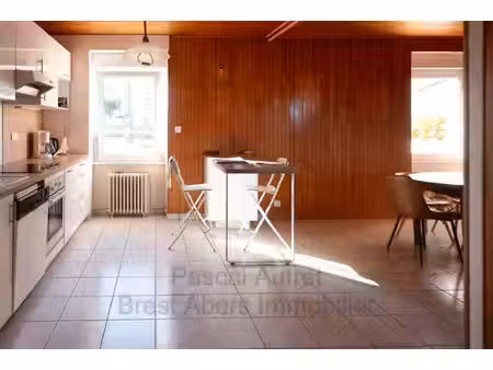 a vendre ploudalmézeau maison de ville de 80m2