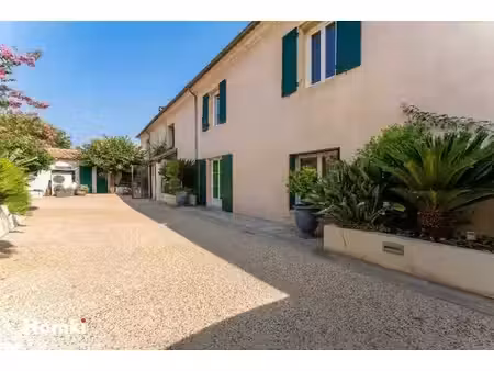 maison t6 de 164 m² avec dépendance de 140 m²