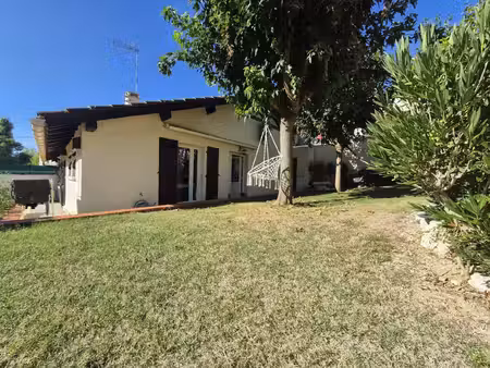 maison de village t4 de 111m² avec jardin intimiste
