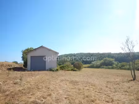 terrain de loisir de 3 060 m² sur la commune de cubjac-auvezère-val d'ans (24)