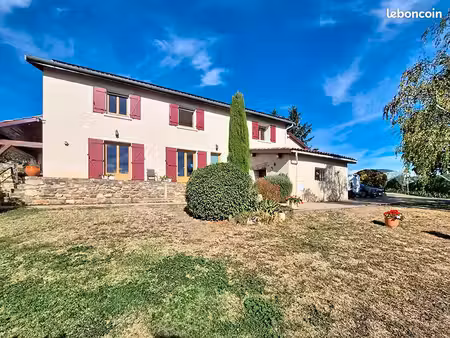 maison 7 pièces 137 m²