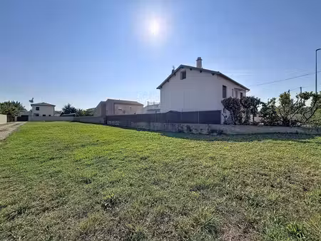 terrain à vendre