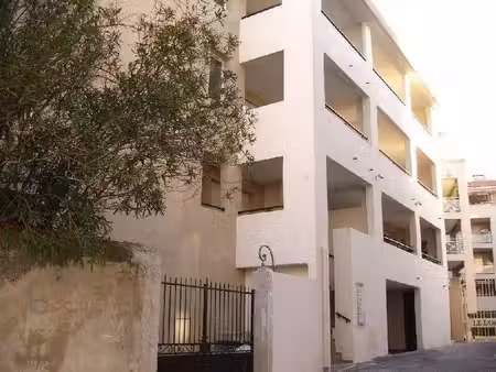 parking à louer