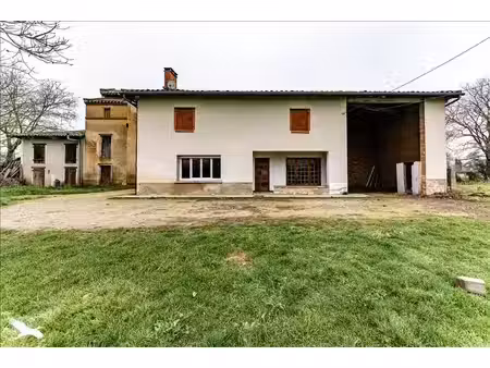 ferme (tte) de 4 pièces principales