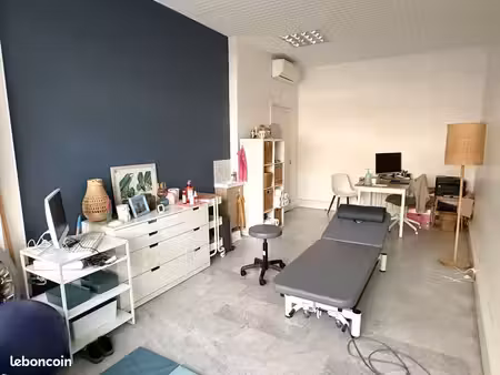 location bureau pro de santé lyon 7 - 18m²