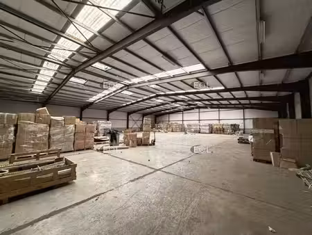 entrepôt à vendre