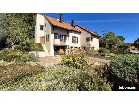propriété 10 pièces 217 m²
