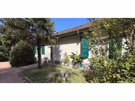 maison avec jardin et terrasse monnetier-mornex (74)