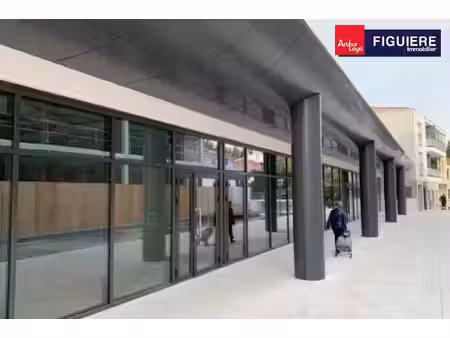 local commercial à louer