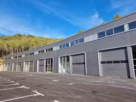 boutique à louer
