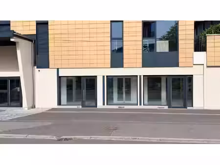 local commercial à louer