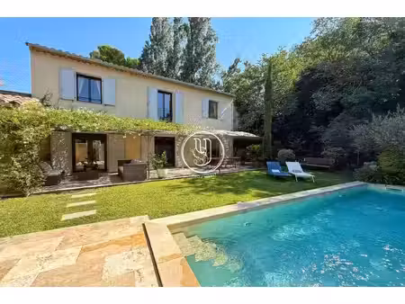 villa maussane-les-alpilles - 4 chambres - 180m²