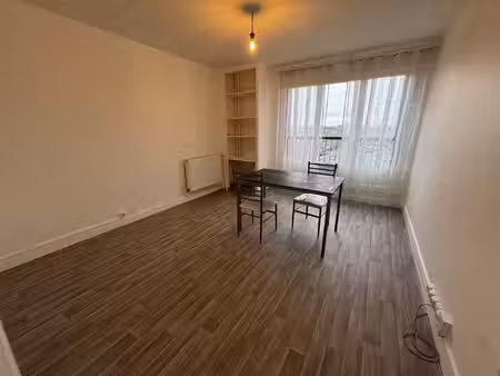 alfortville - studio 30m2 avec parking et cave