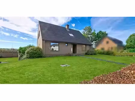 maison à vendre à suarlée pour € 395.000 avec 4 chambres à coucher