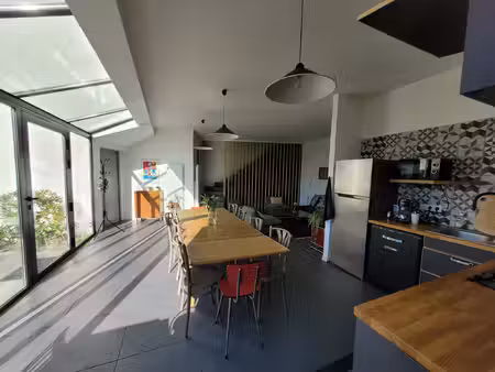 talence (rue armand leroi) - maison meublée avec extérieur t