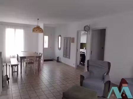 à louer haut de villa meublé 86 m2 à vidauban