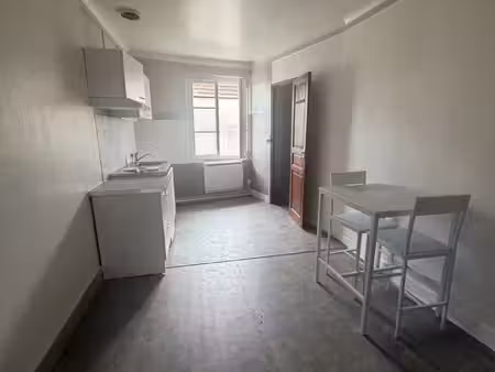 appartement 2 pièce(s) 33 m2 au cœur de moret-sur-loing