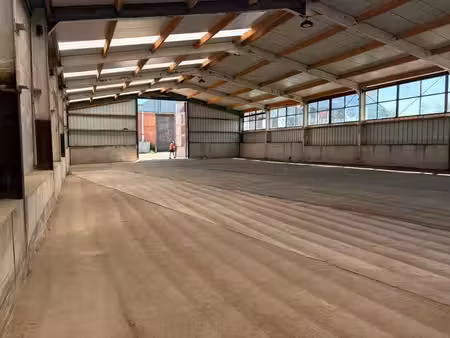 entrepôt de 450 m² à louer à ittre
