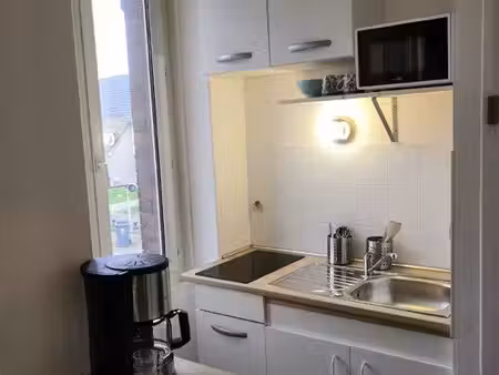 loue t2 meublé en duplex