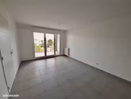 appartement t3 avec garage et balcon