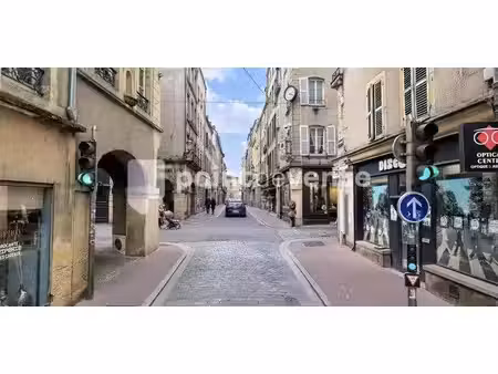local commercial à vendre