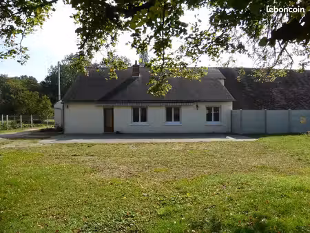 longere de 93 m² et dependances