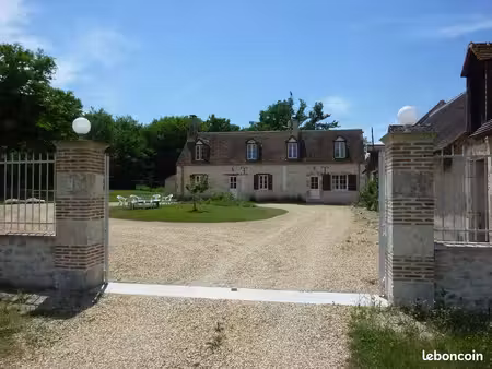 maison de caractère proche orléans