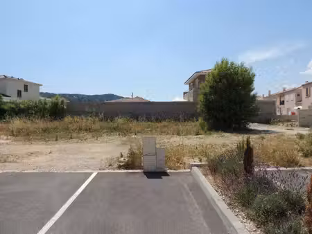terrain constructible neuf à vendre
