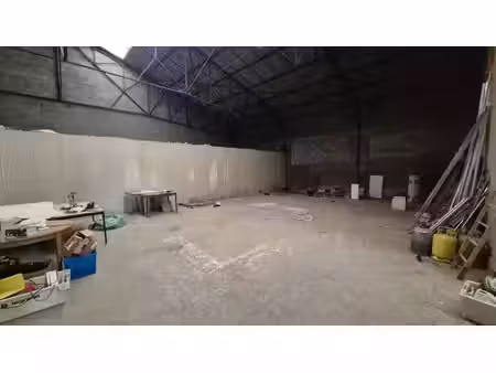 entrepôt à vendre