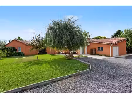 ensemble immobilier modulable - t8/ 7 ch de 225 m² sur terrain de 2976 m² 81120 laboutarie