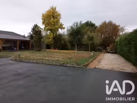 vente terrain 823 m²