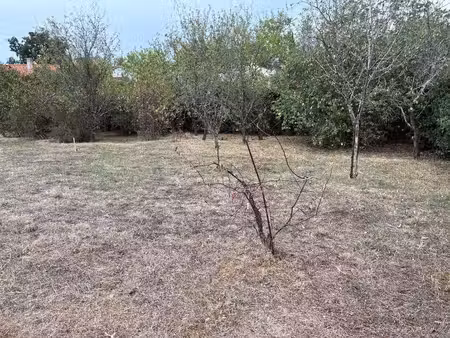 terrain constructible neuf à vendre