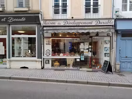 local commercial à louer