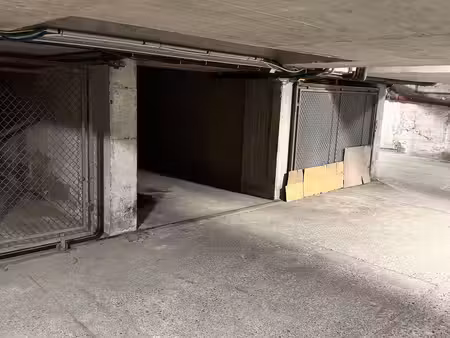 parking à louer