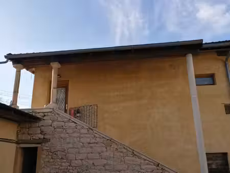 appartement dans bâtisse ancienne