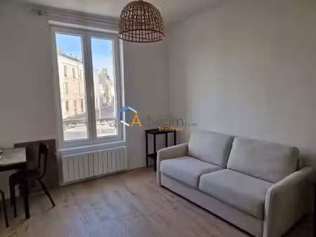 studio meuble renove centre ville montargisen plein coeur du cen