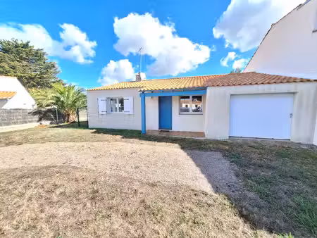 dans un quartier residentiel - maison de plain pied t4