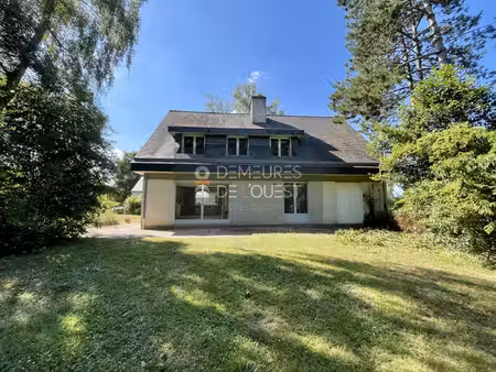 à louer maison familiale 5 chambres avec jardin centre-b