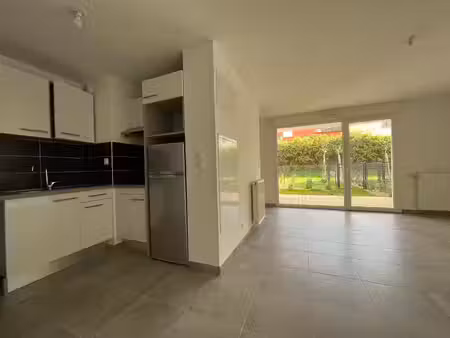 location appartement 3 pièces 65 m² à toulouse (31100)