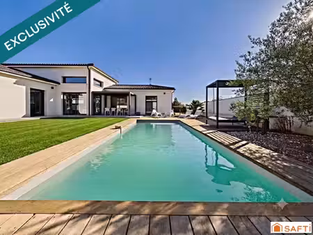 magnifique contemporaine 160m2 avec piscine pool house et garage!!!