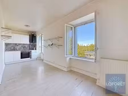 location appartement 3 pièces à rosporden (29140) : à louer 3 pièces / 47m² rosporden