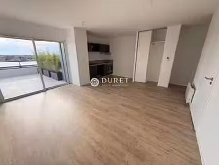 location appartement 3 pièces aux herbiers (85500) : à louer 3 pièces / 63m² les herbiers