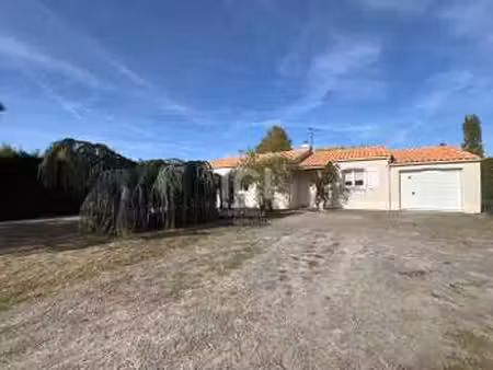 location maison à passay (44118) : à louer / 90m² passay