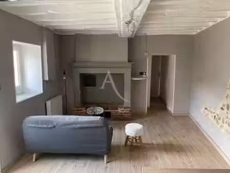 location appartement 3 pièces meublé à étriché (49330) : à louer 3 pièces meublé / 54m² ét