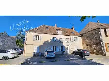 immeuble de rapport rénové – 6 appartements – rentabilité attractive – centre de boissy-so