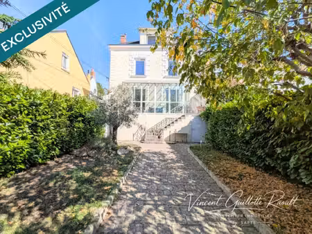basse-indre – maison familiale avec vue exceptionnelle sur la loire ??